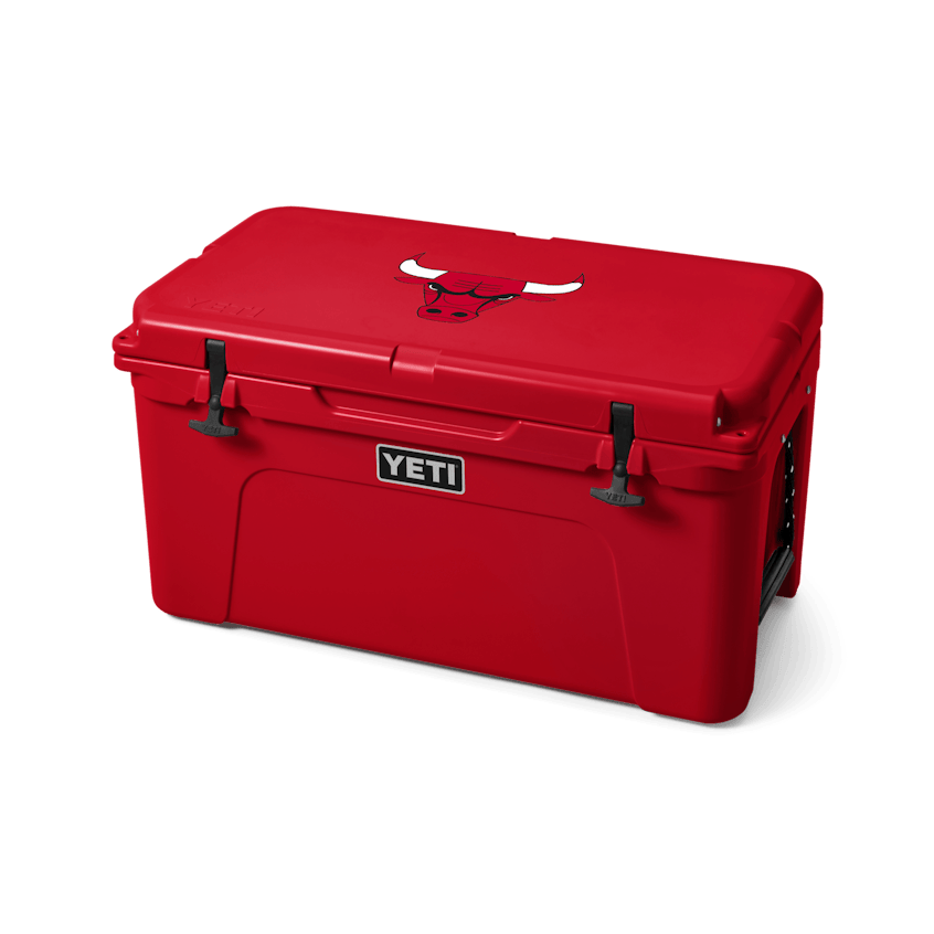 Chicago Bulls Tundra® 65 Hard Cooler